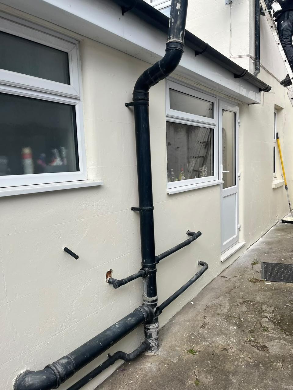 Side wall after coating and pipe reinstatement